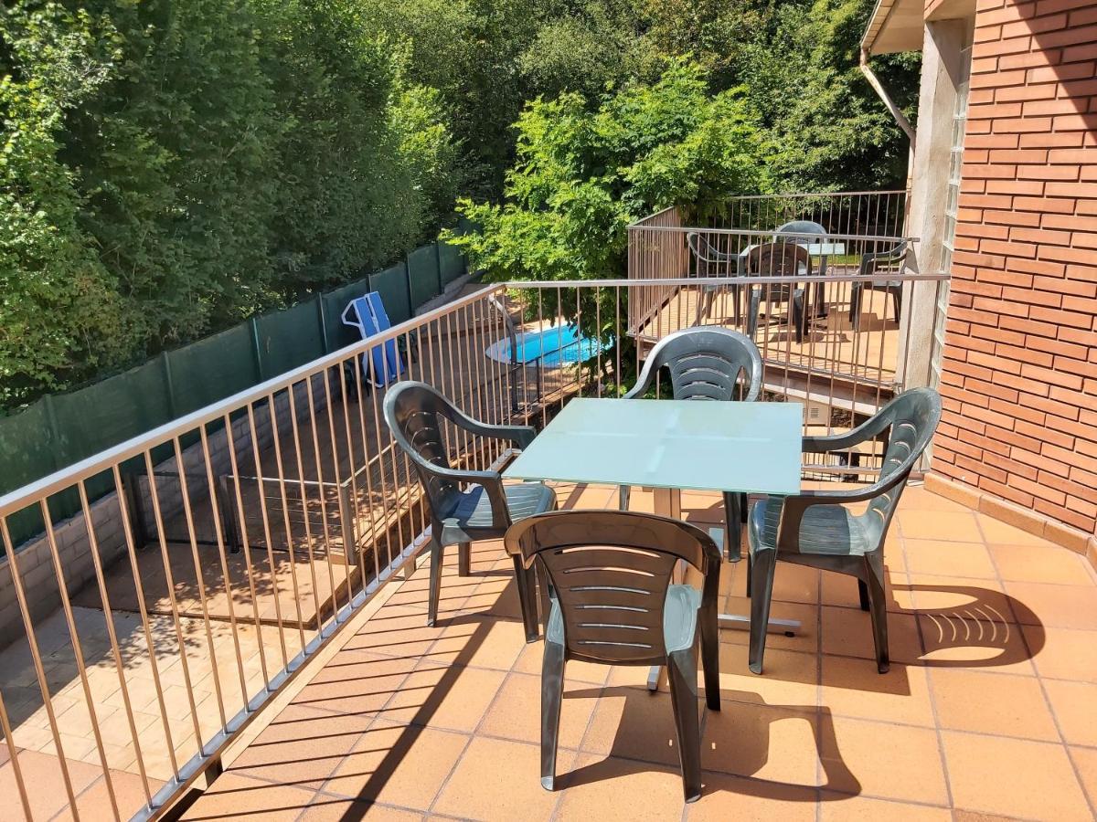 Apartamentos La Francesa Santa Pau Exterior foto