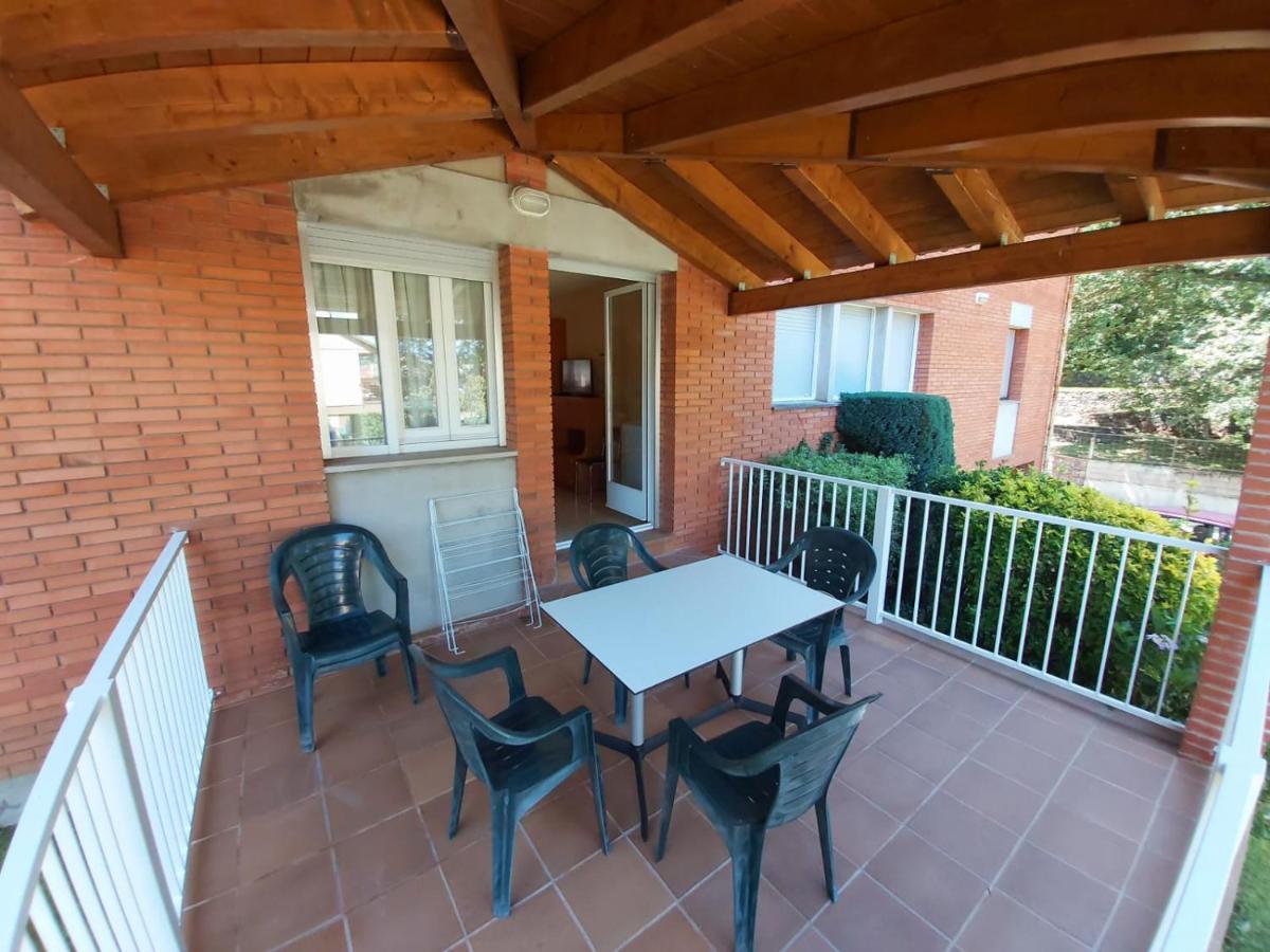 Apartamentos La Francesa Santa Pau Exterior foto